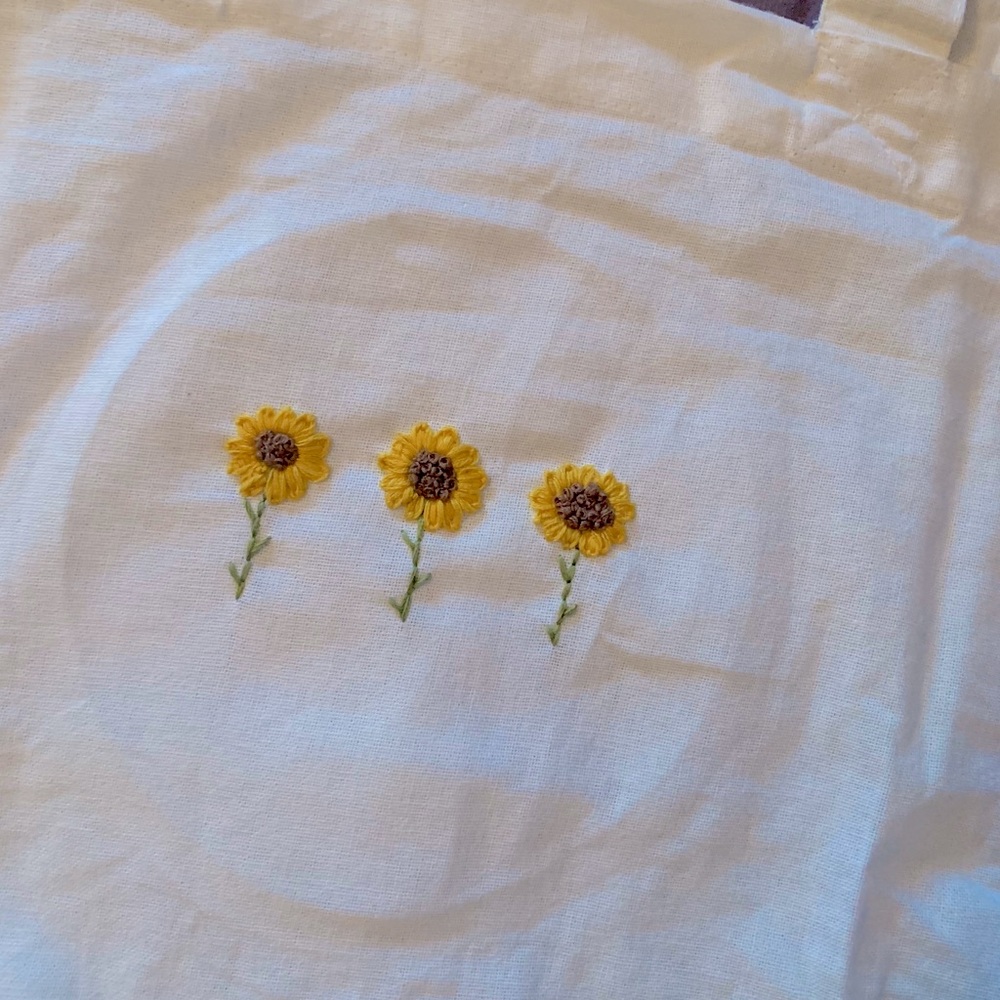 COPY - Embroidered tote
